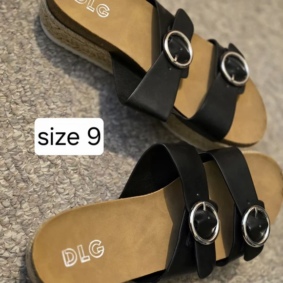 DLG Black Women's Sandals - Picture 3 of 3